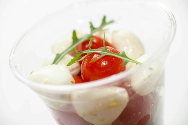 Astuces Incontournables pour Réaliser un Fraisier Exquis avec une Génoise Légère et une Crème Onctueuse!